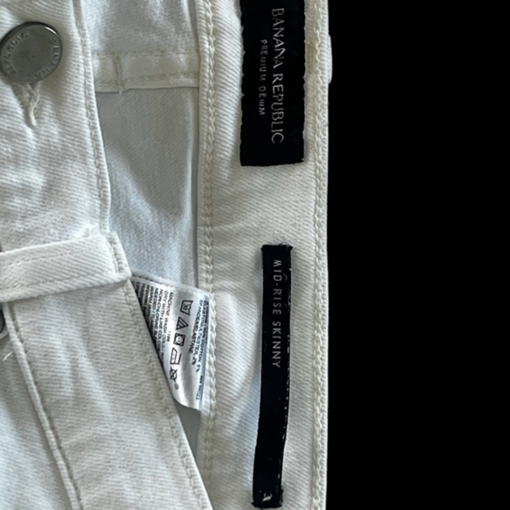 Banana Republic White Mid-Rise Skinny Denim - Picture 5 of 8